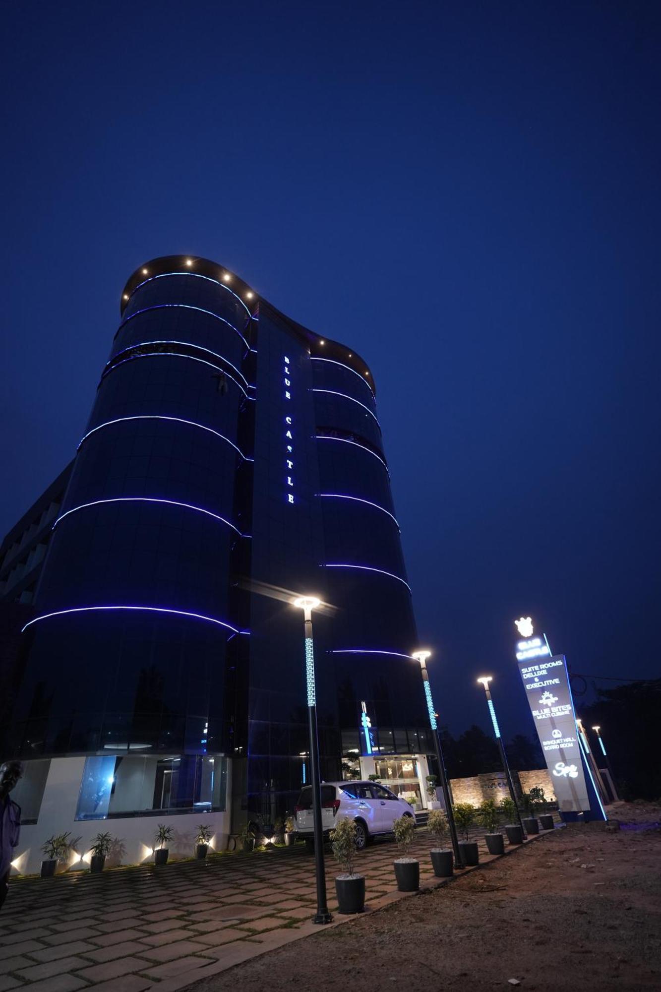 מלון טריואנדרום Blue Castle מראה חיצוני תמונה